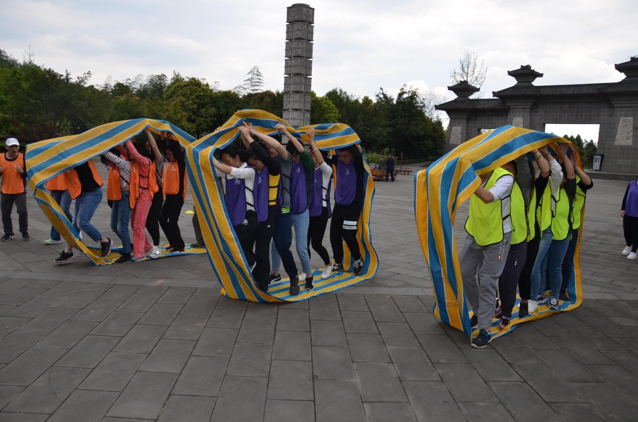 2017年瑞方踏春拓展訓(xùn)練活動(dòng)——“凝聚你我，風(fēng)雨同舟” 第2張