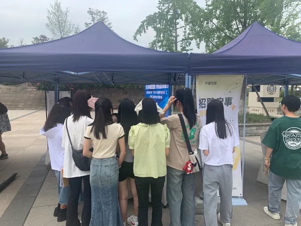 “線上+線下”促精準就業，這幾場“百日千萬”招聘會有成效！ 第4張